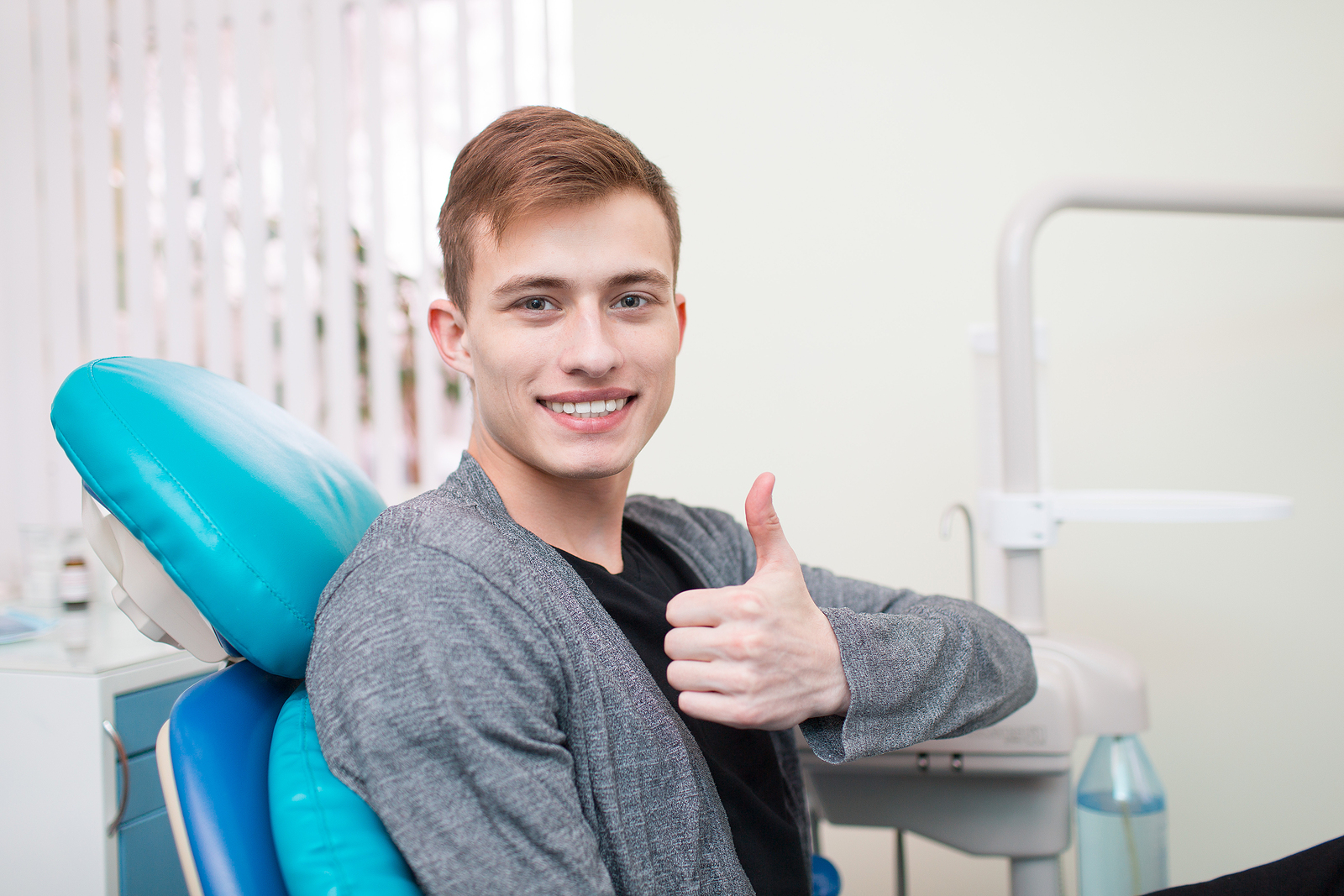 Teenagers with Missing Teeth Usually Need a Temporary Restoration
